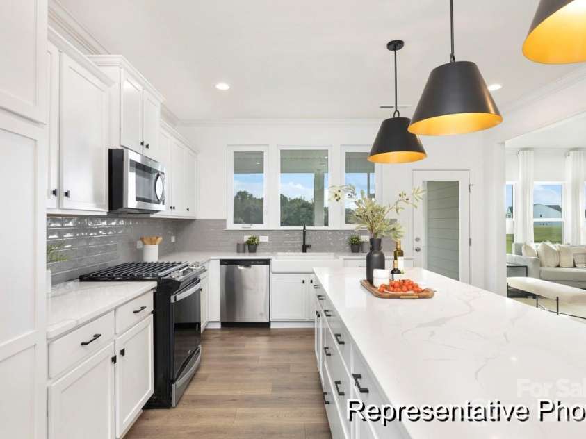 190 Batten Ridge Drive, Statesville, NC 28677.  MLS# CAR4290233, YatesRealty ID 30779. 