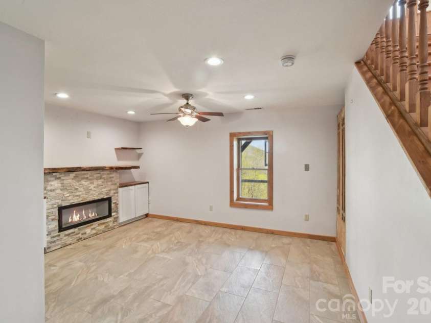 1426 Setzer Cove Road, Maggie Valley, NC 28751.  MLS# CAR4249259, YatesRealty ID 3078. Lower Level BONUS space