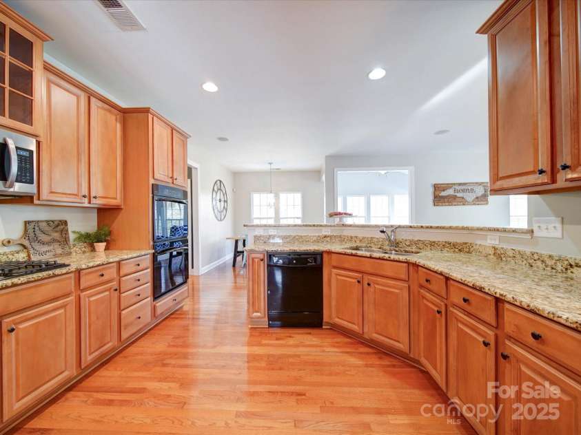 2538 Cherry Bark Oak Court, Gastonia, NC 28056.  MLS# CAR4232432, YatesRealty ID 3078. 