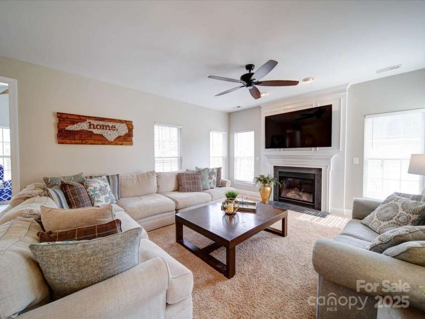 2538 Cherry Bark Oak Court, Gastonia, NC 28056.  MLS# CAR4232432, YatesRealty ID 3078. 