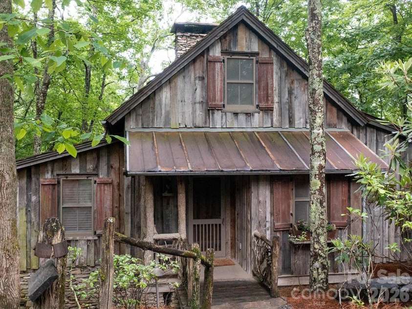 139 (#30) Boarding House Way, Sylva, NC 28779.  MLS# CAR4393862, YatesRealty ID 30781. 