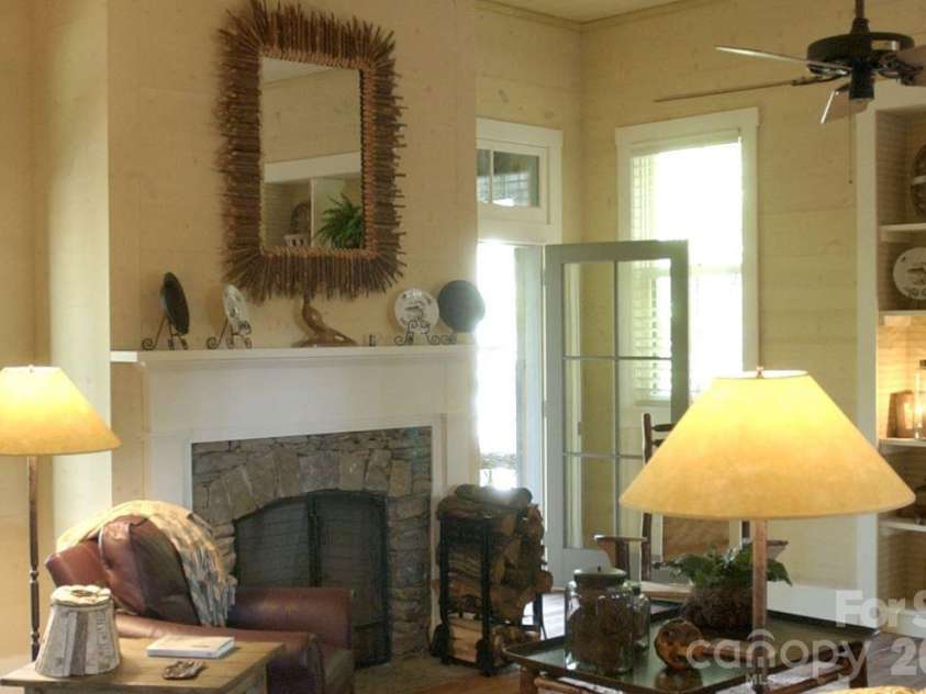 139 (#30) Boarding House Way, Sylva, NC 28779.  MLS# CAR4393862, YatesRealty ID 30781. 