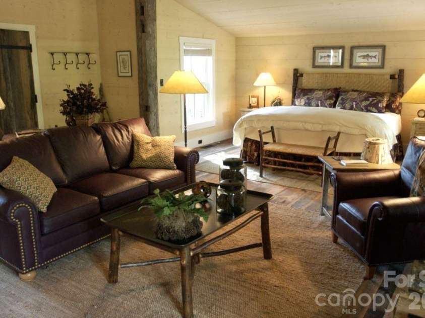 139 (#30) Boarding House Way, Sylva, NC 28779.  MLS# CAR4393862, YatesRealty ID 30781. 
