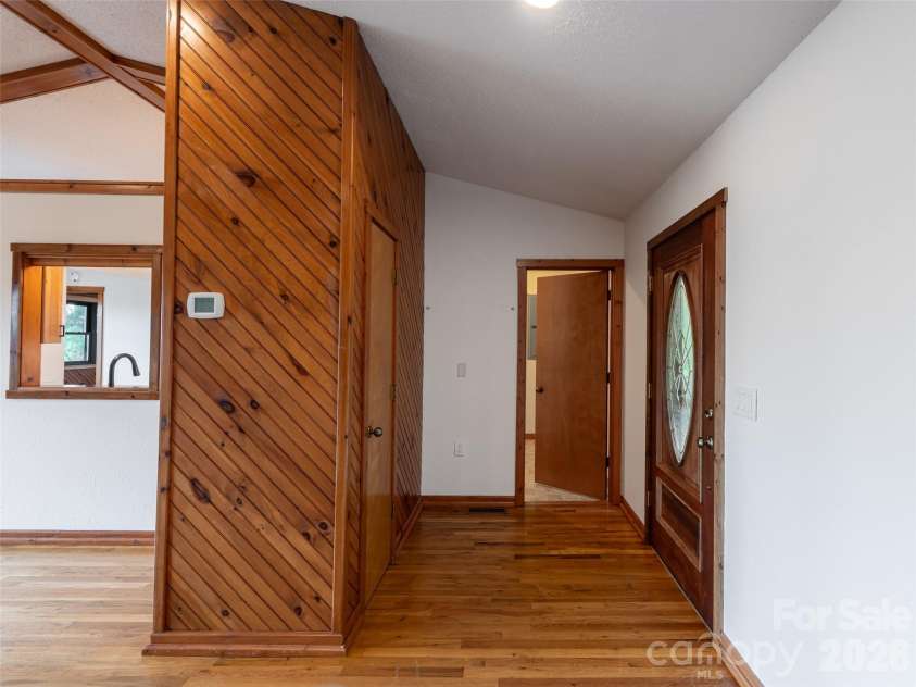 243 Pioneer Ridge Road, Canton, NC 28716.  MLS# CAR4394138, YatesRealty ID 30782. 