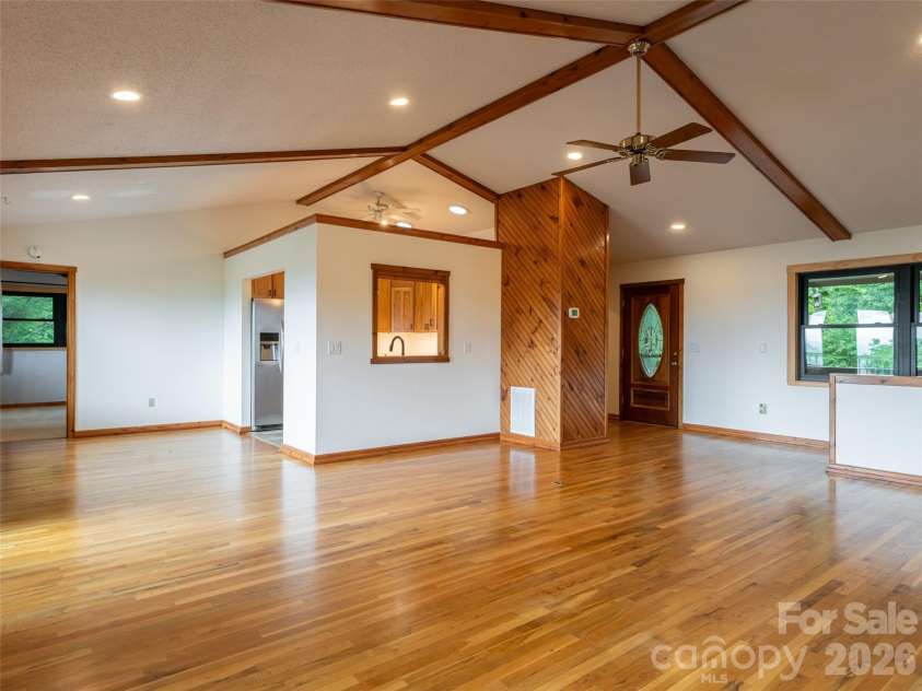 243 Pioneer Ridge Road, Canton, NC 28716.  MLS# CAR4394138, YatesRealty ID 30782. 