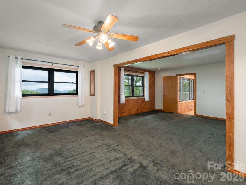 243 Pioneer Ridge Road, Canton, NC 28716.  MLS# CAR4394138, YatesRealty ID 30782. 
