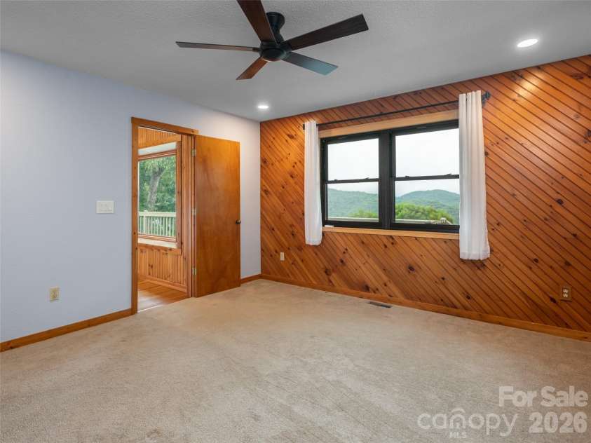 243 Pioneer Ridge Road, Canton, NC 28716.  MLS# CAR4394138, YatesRealty ID 30782. 
