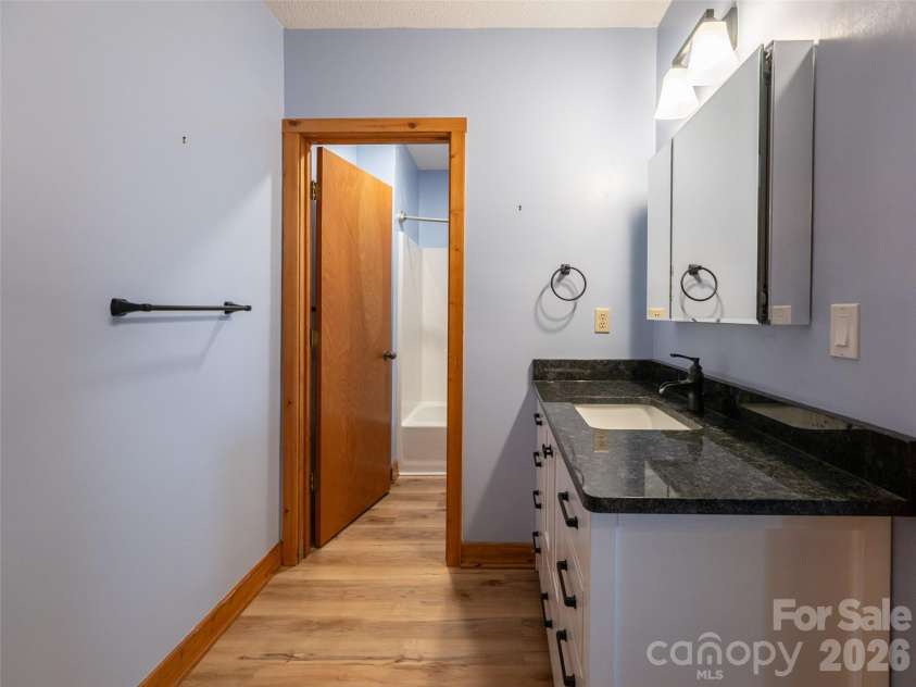 243 Pioneer Ridge Road, Canton, NC 28716.  MLS# CAR4394138, YatesRealty ID 30782. 