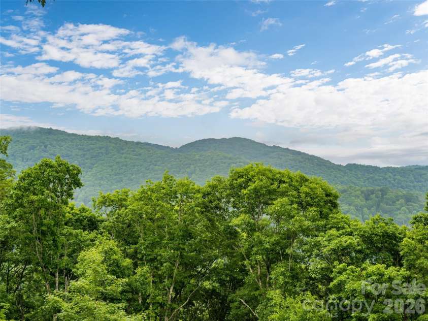243 Pioneer Ridge Road, Canton, NC 28716.  MLS# CAR4394138, YatesRealty ID 30782. 