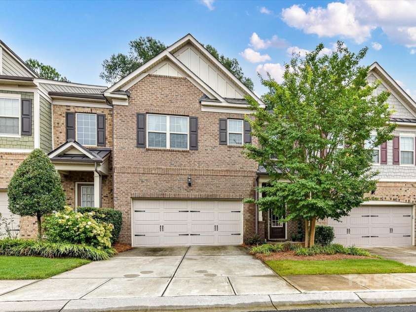 5410 Shannon Bell Lane, Charlotte, NC 28277.  MLS# CAR4290134, YatesRealty ID 30782. 