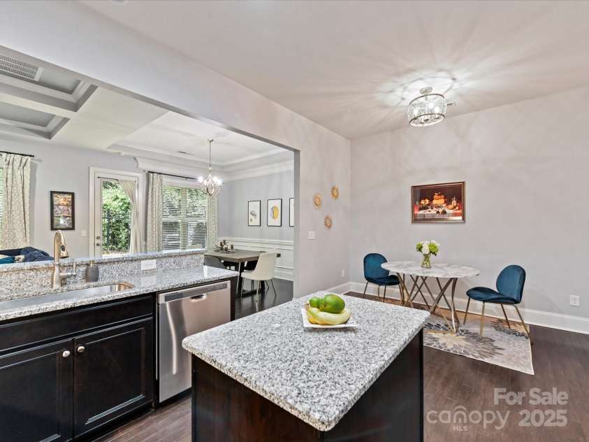 5410 Shannon Bell Lane, Charlotte, NC 28277.  MLS# CAR4290134, YatesRealty ID 30782. 