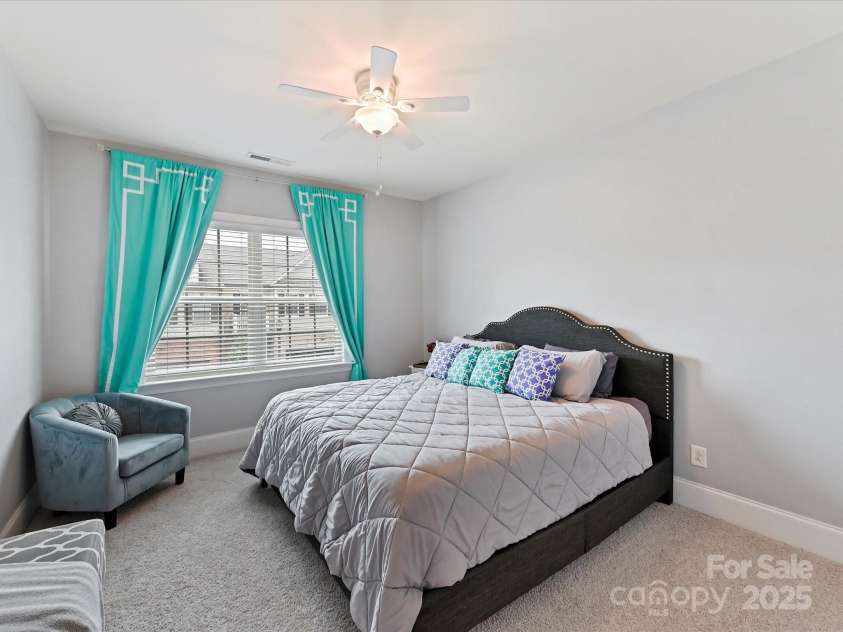 5410 Shannon Bell Lane, Charlotte, NC 28277.  MLS# CAR4290134, YatesRealty ID 30782. 