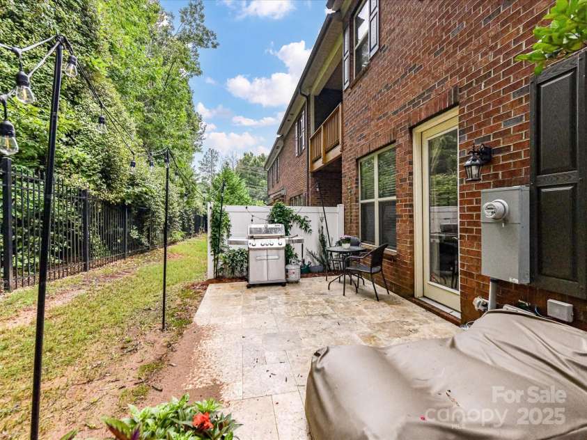 5410 Shannon Bell Lane, Charlotte, NC 28277.  MLS# CAR4290134, YatesRealty ID 30782. 