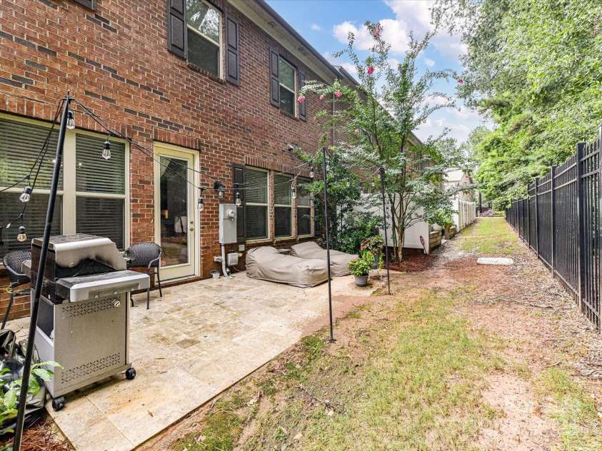 5410 Shannon Bell Lane, Charlotte, NC 28277.  MLS# CAR4290134, YatesRealty ID 30782. 