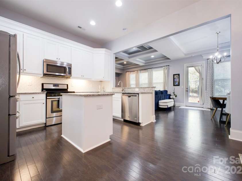 5410 Shannon Bell Lane, Charlotte, NC 28277.  MLS# CAR4326663, YatesRealty ID 30782. 