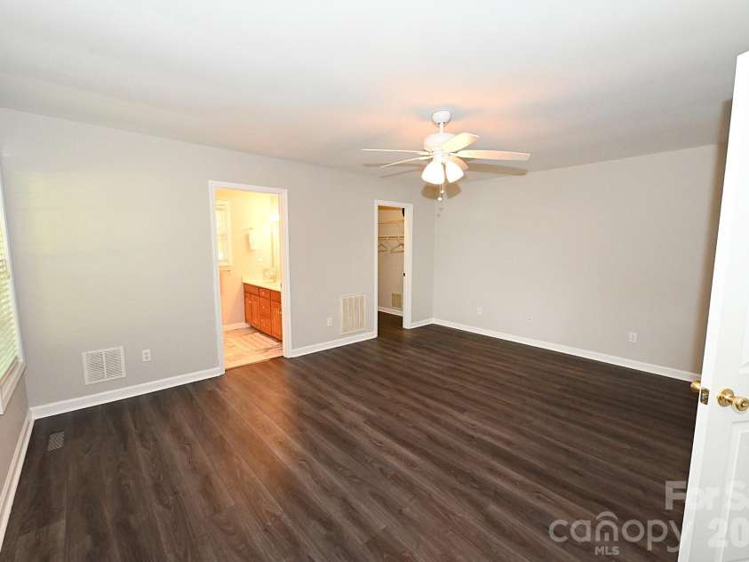 1035 24th Street, Newton, NC 28658.  MLS# CAR4391518, YatesRealty ID 30783. Primary bedroom