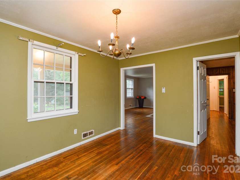 1509 Wickham Lane, Charlotte, NC 28208.  MLS# CAR4290260, YatesRealty ID 30783. 