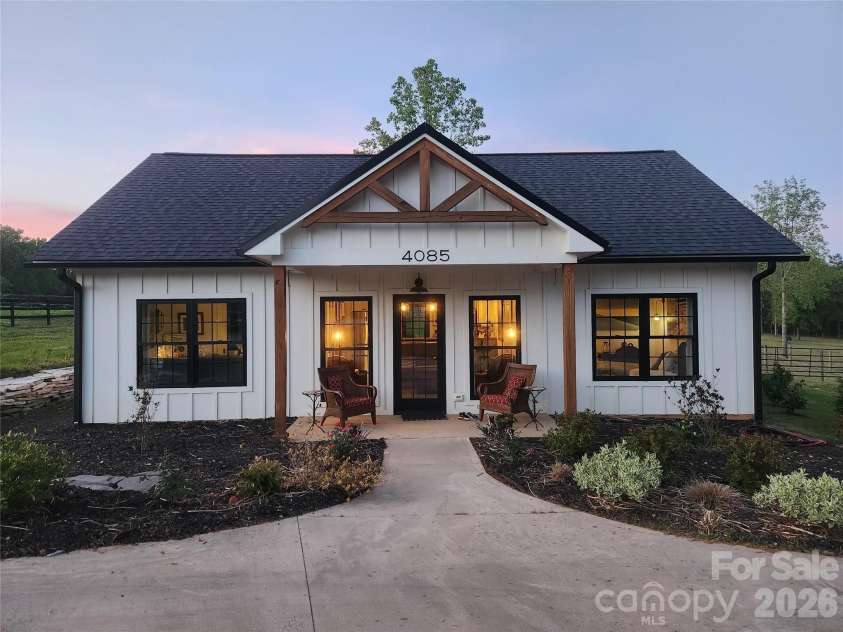 4085 Hunting Country Road, Tryon, NC 28782.  MLS# CAR4394349, YatesRealty ID 30785. 