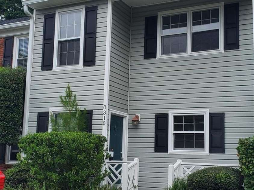 8310 Chippenham Lane, Charlotte, NC 28277.  MLS# CAR4289698, YatesRealty ID 30786. 