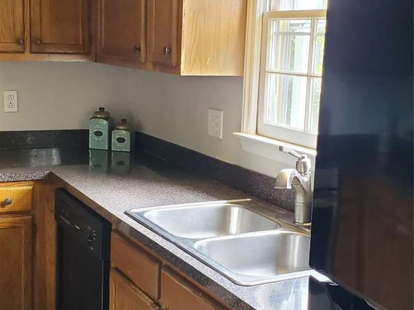 8310 Chippenham Lane, Charlotte, NC 28277.  MLS# CAR4289698, YatesRealty ID 30786. 