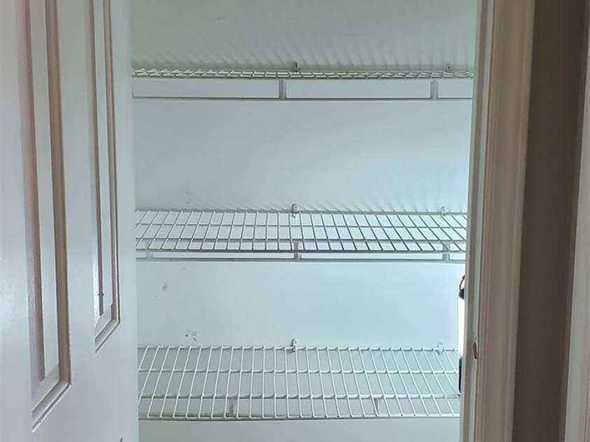 8310 Chippenham Lane, Charlotte, NC 28277.  MLS# CAR4289698, YatesRealty ID 30786. 