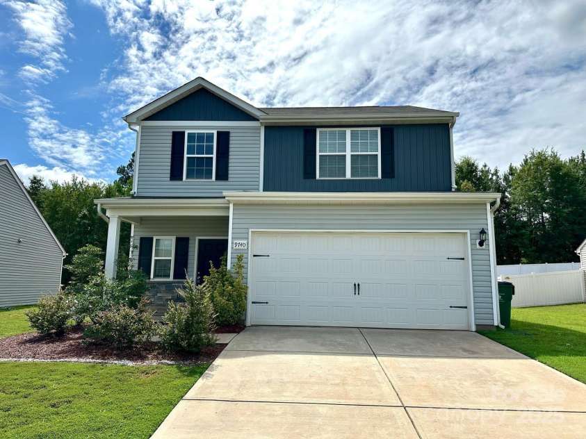 9740 Weikert Place, Charlotte, NC 28215.  MLS# CAR4288816, YatesRealty ID 30787. 