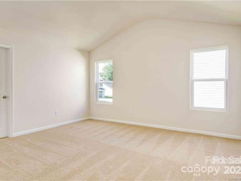 9740 Weikert Place, Charlotte, NC 28215.  MLS# CAR4288816, YatesRealty ID 30787. 
