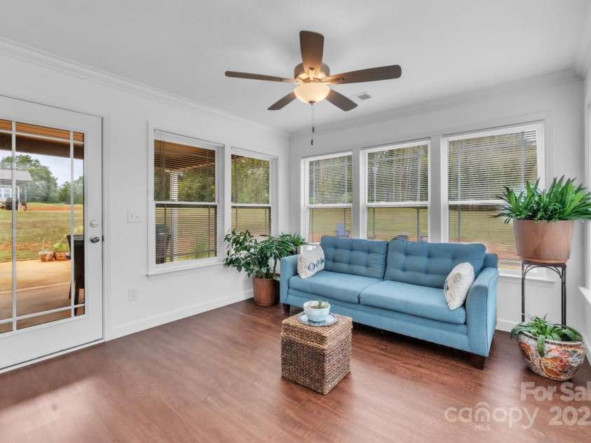 115 Steuer Place Drive, Gaffney, SC 29341.  MLS# CAR4290299, YatesRealty ID 30789. 