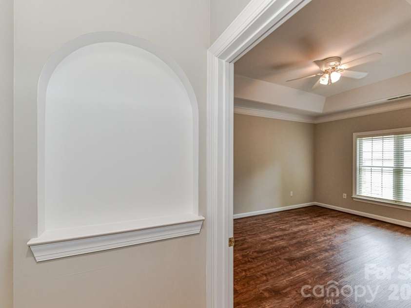 8629 Windsor Ridge Drive, Charlotte, NC 28277.  MLS# CAR4390427, YatesRealty ID 30789. 