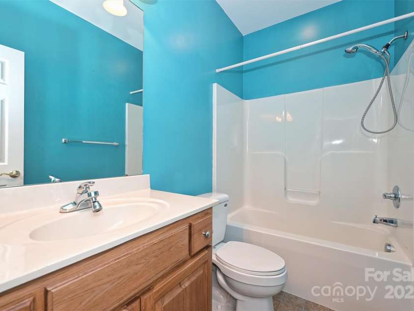 1131 Curry Way, Matthews, NC 28104.  MLS# CAR4225046, YatesRealty ID 3079. 