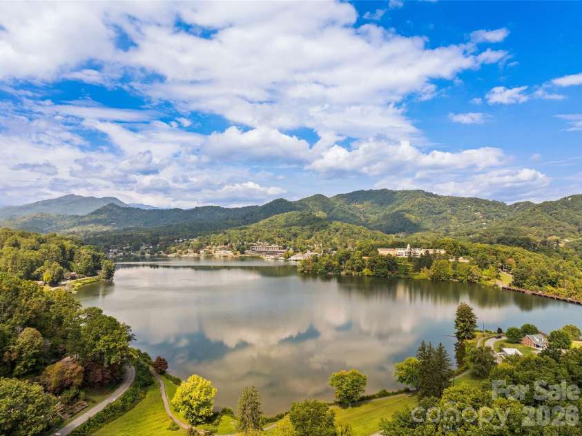 21 Gunter Drive, Waynesville, NC 28785.  MLS# CAR4304218, YatesRealty ID 3079. 