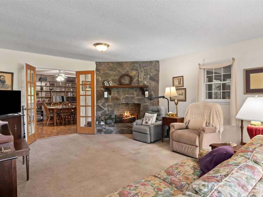 21 Gunter Drive, Waynesville, NC 28785.  MLS# CAR4304218, YatesRealty ID 3079. 