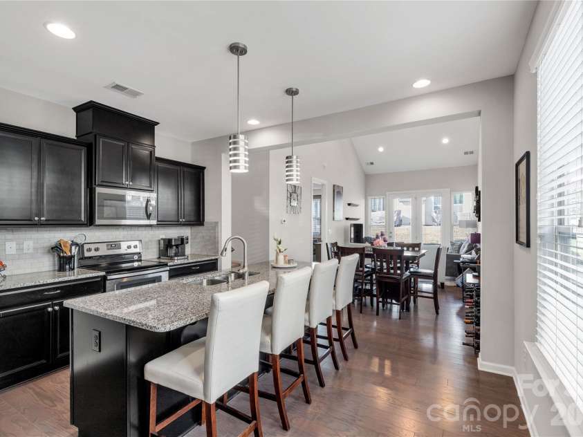 5519 Trieg Drive, Charlotte, NC 28278.  MLS# CAR4341679, YatesRealty ID 3079. 