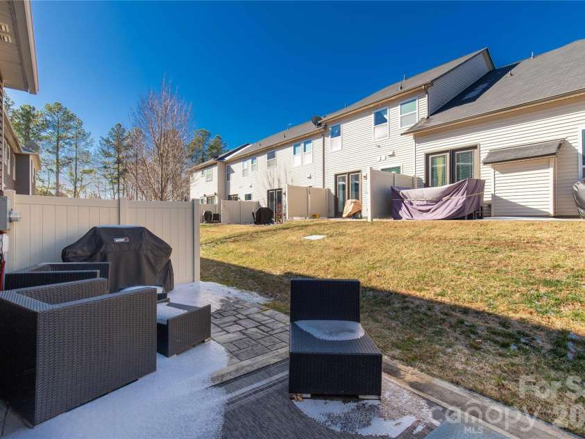 5519 Trieg Drive, Charlotte, NC 28278.  MLS# CAR4341679, YatesRealty ID 3079. 