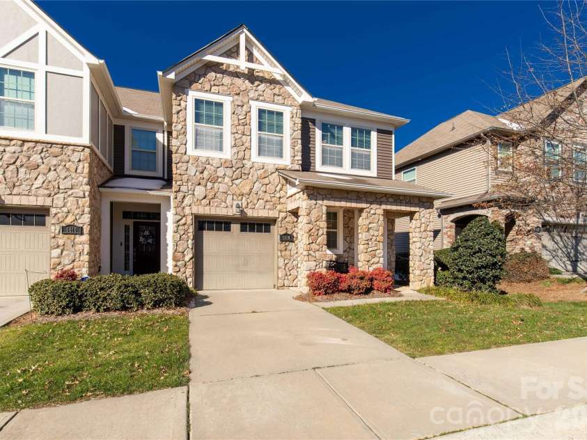 5519 Trieg Drive, Charlotte, NC 28278.  MLS# CAR4341679, YatesRealty ID 3079. 