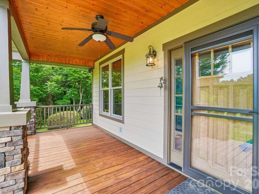 25 Willow Branch Lane, Weaverville, NC 28787.  MLS# CAR4393104, YatesRealty ID 30790. 