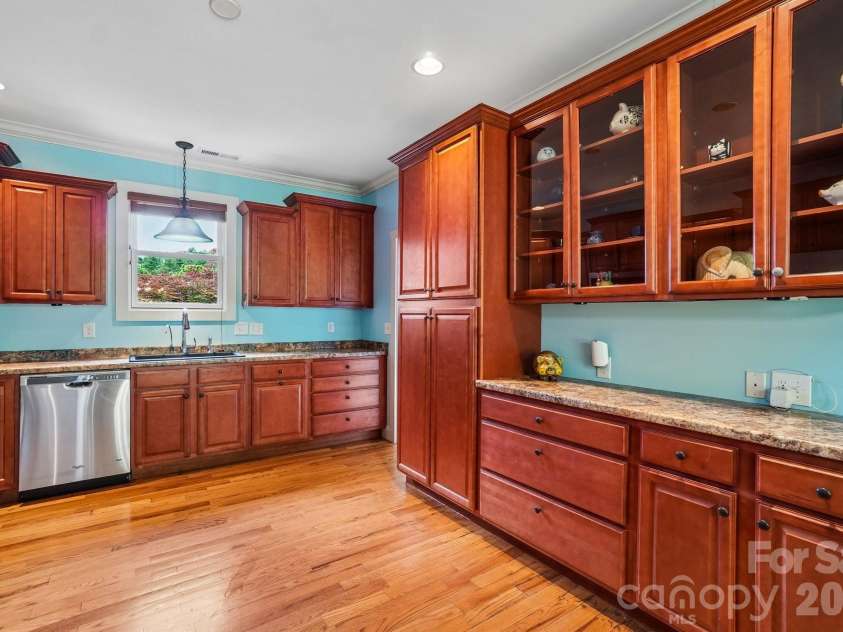 25 Willow Branch Lane, Weaverville, NC 28787.  MLS# CAR4393104, YatesRealty ID 30790. 