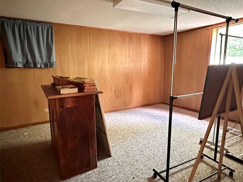 422 US Highway 19E Highway, Spruce Pine, NC 28777.  MLS# CAR4393925, YatesRealty ID 30791. Chruch Basement