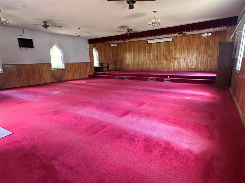 422 US Highway 19E Highway, Spruce Pine, NC 28777.  MLS# CAR4393925, YatesRealty ID 30791. Church Main Level