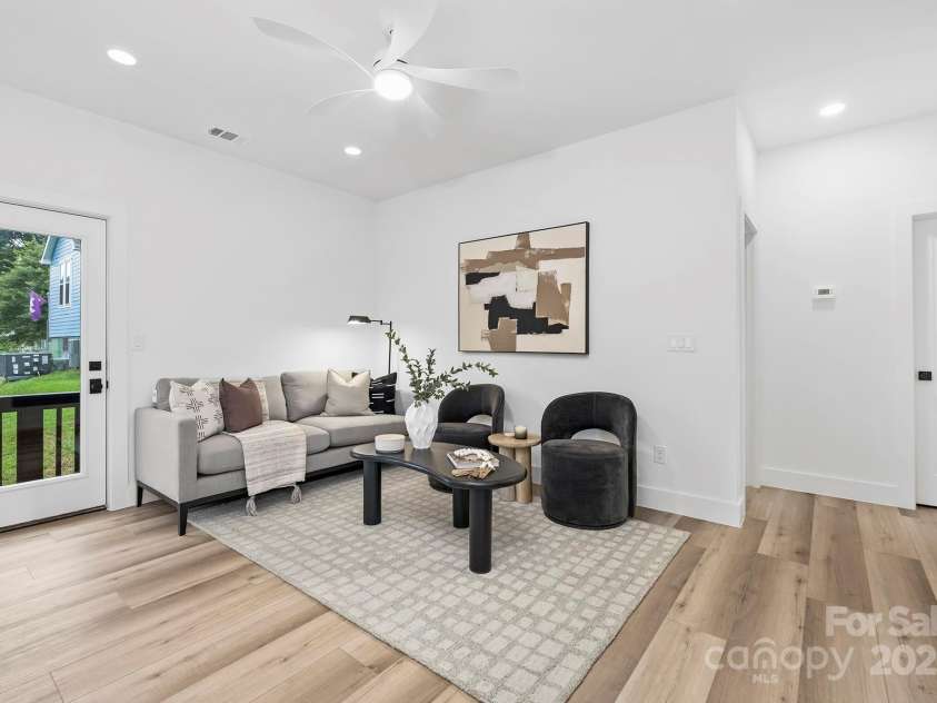 105 Riverside Drive, Cramerton, NC 28032.  MLS# CAR4290332, YatesRealty ID 30792. Living Area