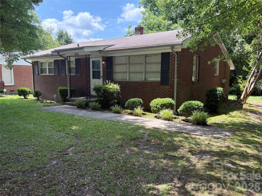 723 Kings Mountain Street, Clover, SC 29710.  MLS# CAR4394394, YatesRealty ID 30795. 