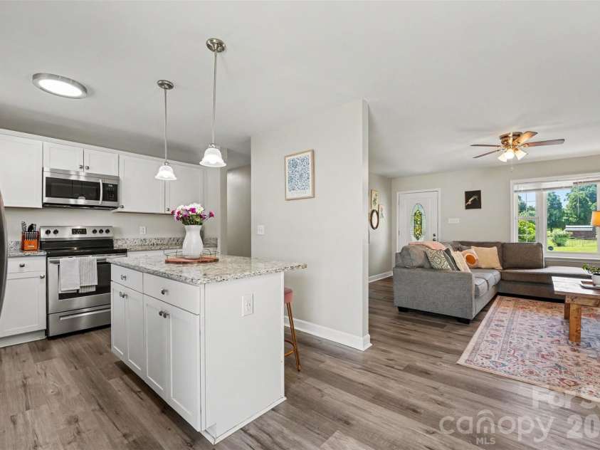 101 Chamblee Drive, Salisbury, NC 28147.  MLS# CAR4391643, YatesRealty ID 30796. Kitchen