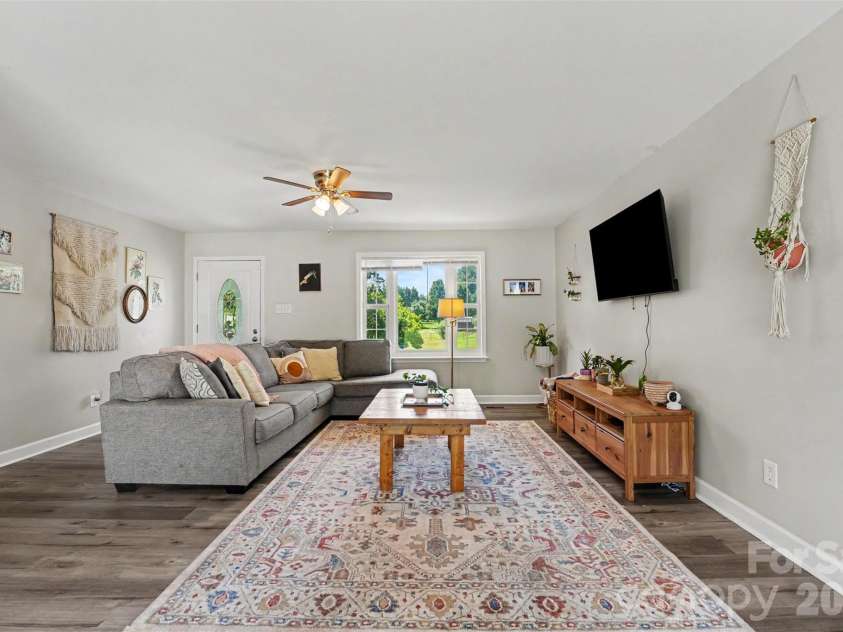101 Chamblee Drive, Salisbury, NC 28147.  MLS# CAR4391643, YatesRealty ID 30796. Living Room