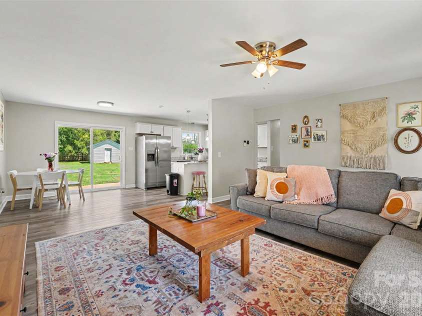 101 Chamblee Drive, Salisbury, NC 28147.  MLS# CAR4391643, YatesRealty ID 30796. Living Room