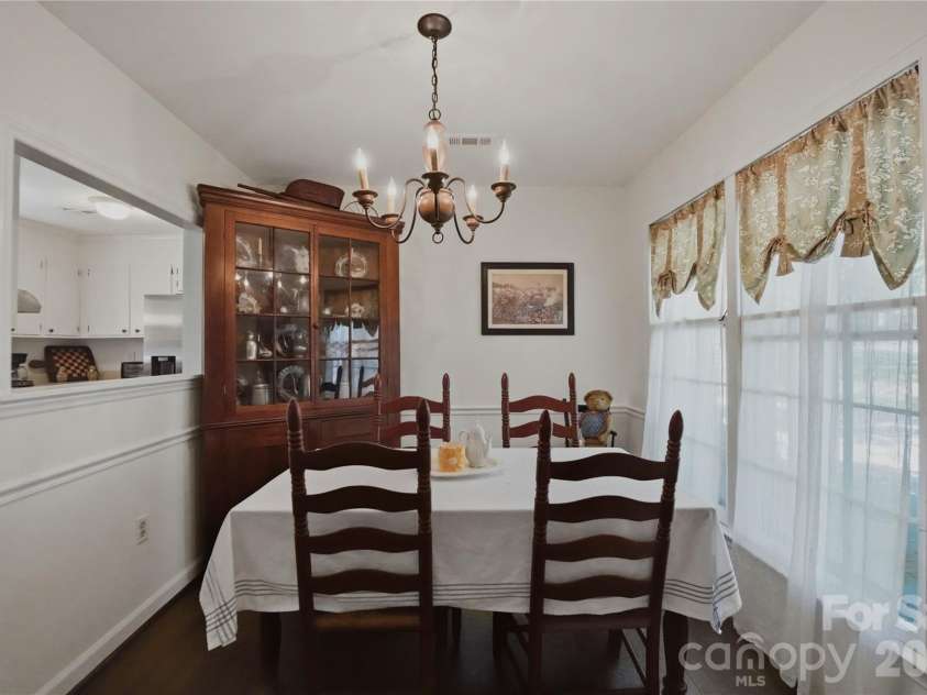 7626 Winterset Drive, Charlotte, NC 28270.  MLS# CAR4390439, YatesRealty ID 30798. 