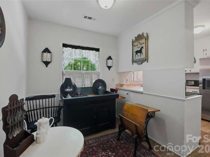 7626 Winterset Drive, Charlotte, NC 28270.  MLS# CAR4390439, YatesRealty ID 30798. 