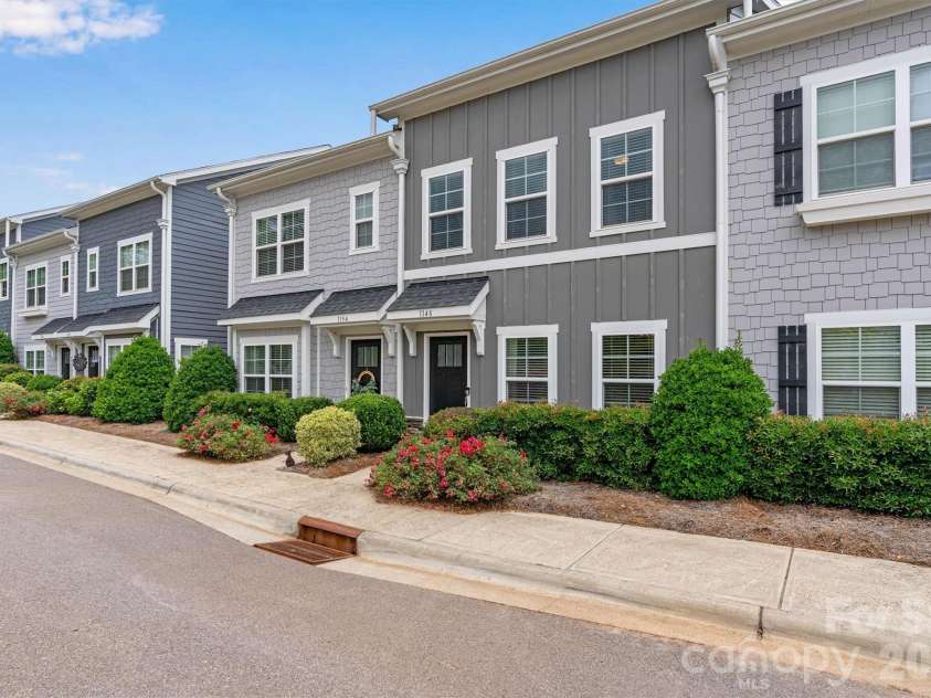 1148 Almerton Drive, Denver, NC 28037.  MLS# CAR4383946, YatesRealty ID 30799. 