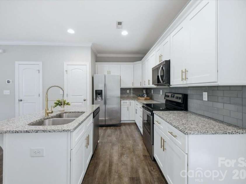 1148 Almerton Drive, Denver, NC 28037.  MLS# CAR4383946, YatesRealty ID 30799. 