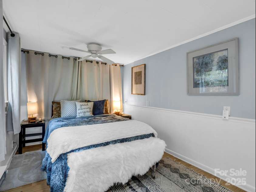 6 Delano Road, Asheville, NC 28805.  MLS# CAR4287073, YatesRealty ID 30799. Awake relaxed and rejuvenated after a night in this comfy room!