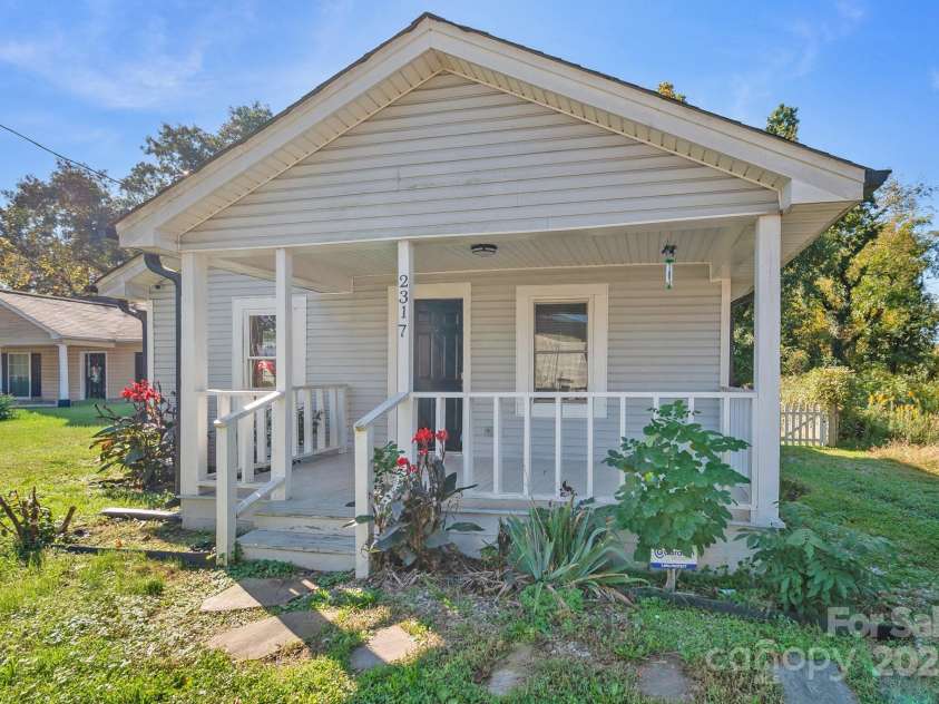 2317 Milton Avenue, Gastonia, NC 28052.  MLS# CAR4313429, YatesRealty ID 308. 